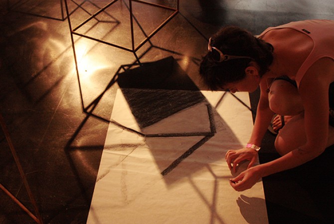 DouAções and Cooperation of Multiple Forms of Knowledge presented in conjunction with the exhibition <i>Carlos Vergara: a dimensão gráfica – uma outra energia silenciosa </i>(The Graphic Dimension – Another Silent Energy), March 6th, 2010. Experimental Nucleus of Education and Art of MAM Rio (2009- 2013). Photos: Jessica Gogan