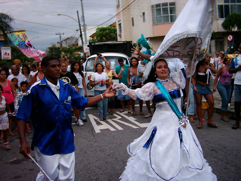 Desfile, 2005. Fotos: Arquivo Loucura Suburbana