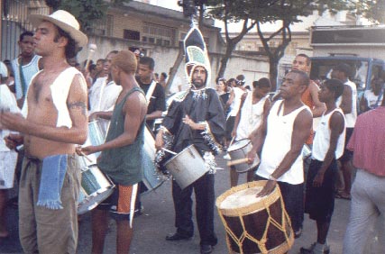 Desfile, 2001. Foto: Arquivo Loucura Suburbana