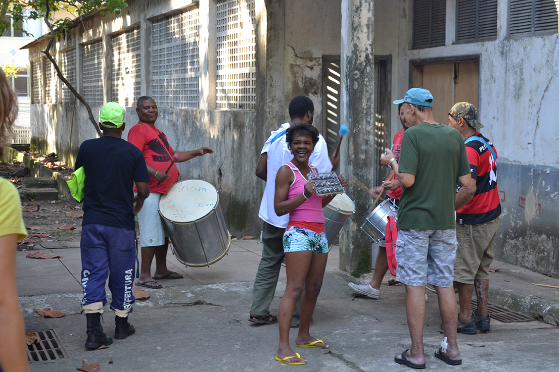 Percussion workshop and drum rehearsals. Photos: Archive Loucura Suburbana