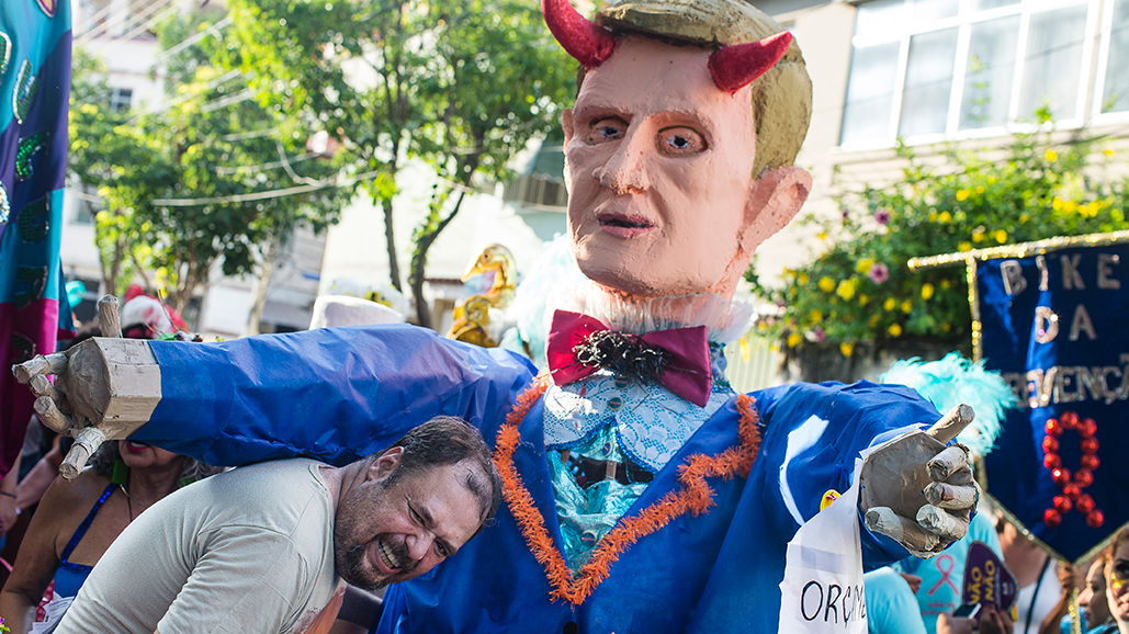 Image selection parades Bloco Loucura suburbana 2016 – 2018. Photos: Pâmela Perez.